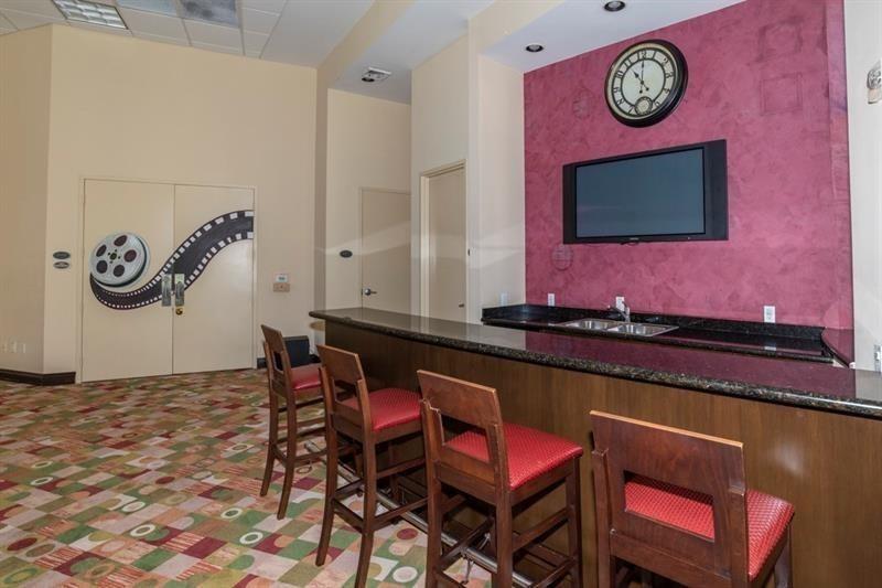 2617 Northeast 14th Avenue, Unit 507 Wilton Manors, FL 33334 - Photo 51 of 65 Bar area