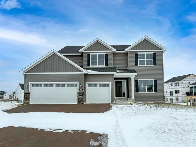 $600,000 | 900 Greywood Boulevard Southwest, Delano, MN 55328