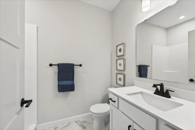 $600,000 | 900 Greywood Boulevard Southwest, Delano, MN 55328