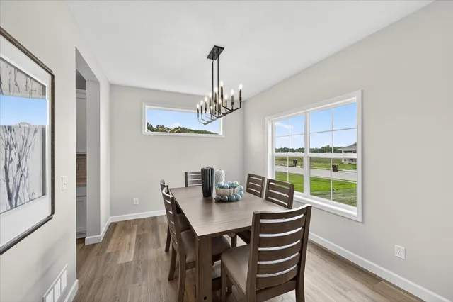 $600,000 | 900 Greywood Boulevard Southwest, Delano, MN 55328