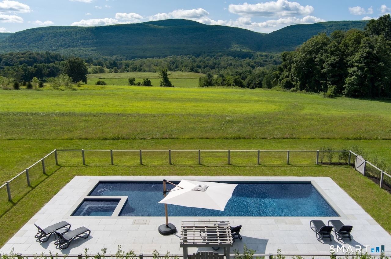 360 Taconic Road Salisbury, CT 06068 - Photo 2 of 34 Gallery Image 2