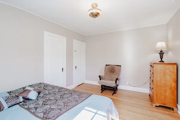 $549,000 | 6176 North Nassau Avenue, Chicago, IL 60631