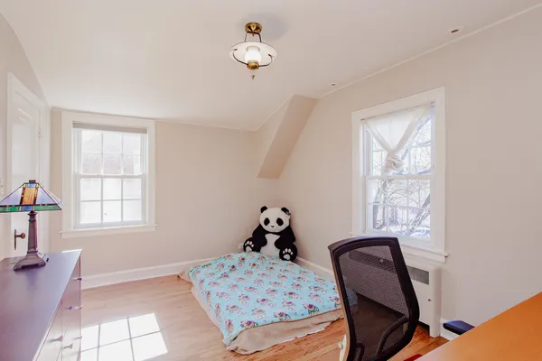 $549,000 | 6176 North Nassau Avenue, Chicago, IL 60631