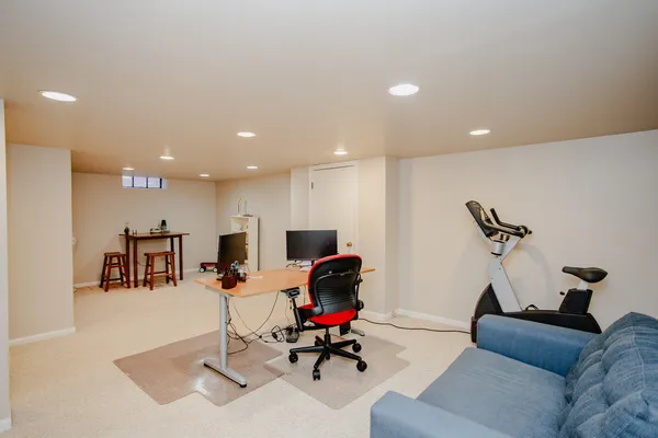 $549,000 | 6176 North Nassau Avenue, Chicago, IL 60631