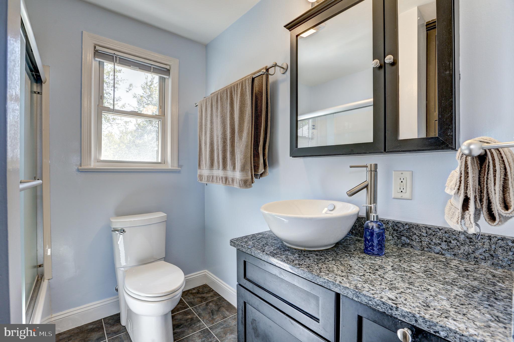 1804 Republic Road Silver Spring, MD 20902 - Photo 8 of 25 Main level bathroom