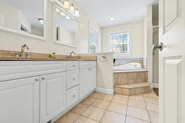 $519,900 | 2516 Vanhorn Court, Allegan, MI 49010