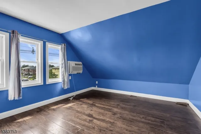 a view of empty room with window