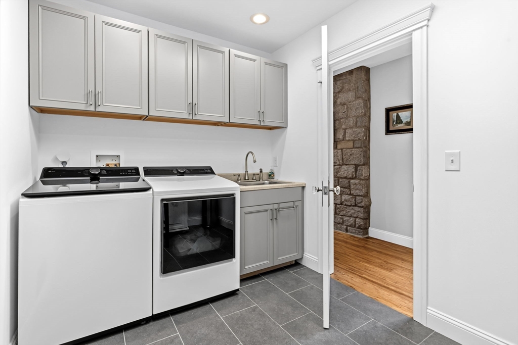33 Rattle Hill Road Southampton, MA 01073 - Photo 30 of 42