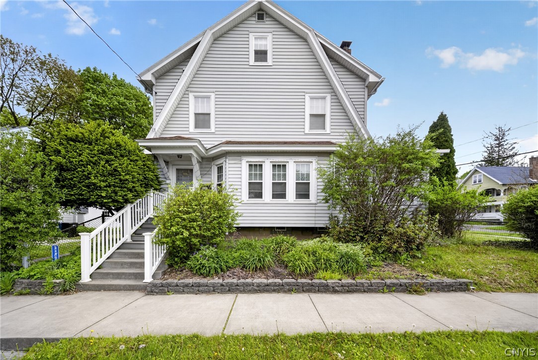 521 Kensington Road Syracuse, NY 13210 - Photo 1 of 26