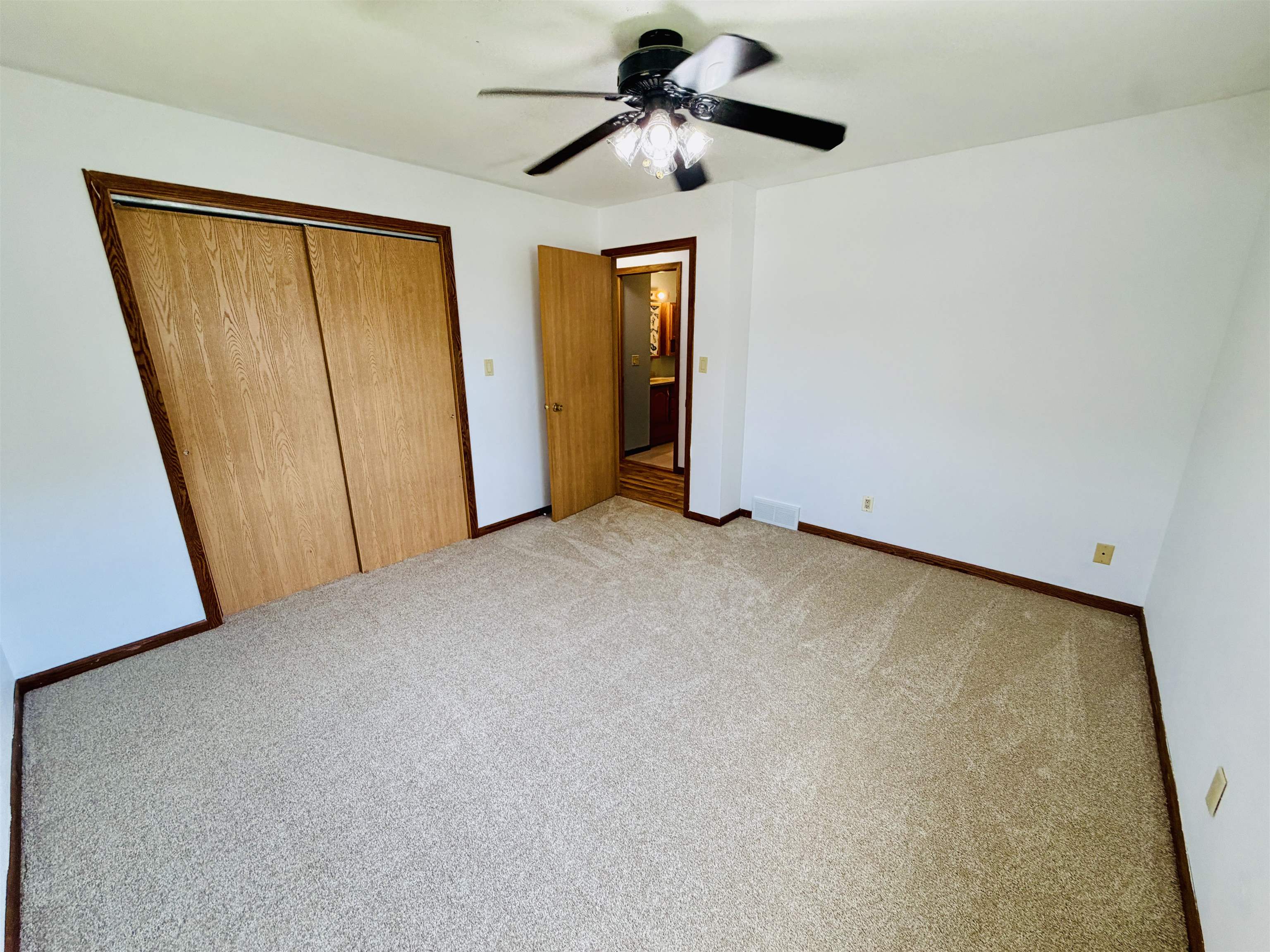 2210 Ridgeway Road Monroe, WI 53566 - Photo 29 of 41 Gallery Image 29