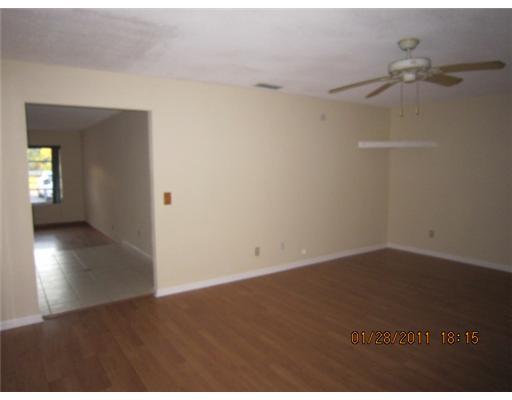 5224 1st Road Lake Worth, FL 33467 - Photo 9 of 16 Additional Photo