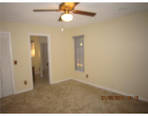 5224 1st Road Lake Worth, FL 33467 - Photo 10 of 16 Additional Photo