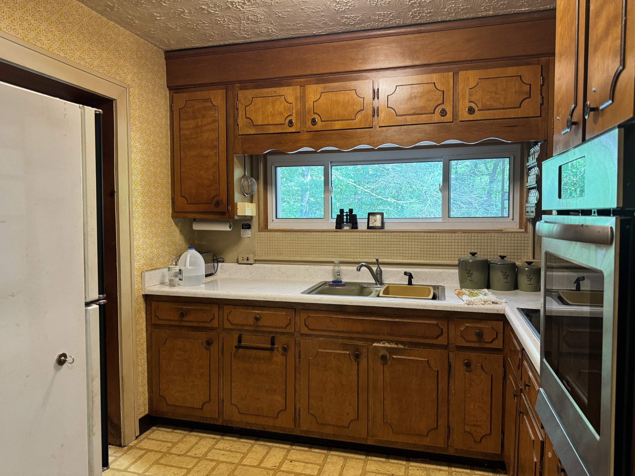 2201 Trenton Road Clarksville, TN 37040 - Photo 5 of 9 Gallery Image 5