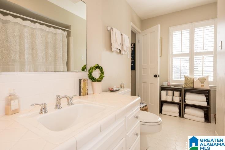3608 Spring Valley Road Mountain Brook, AL 35223 - Photo 24 of 36
