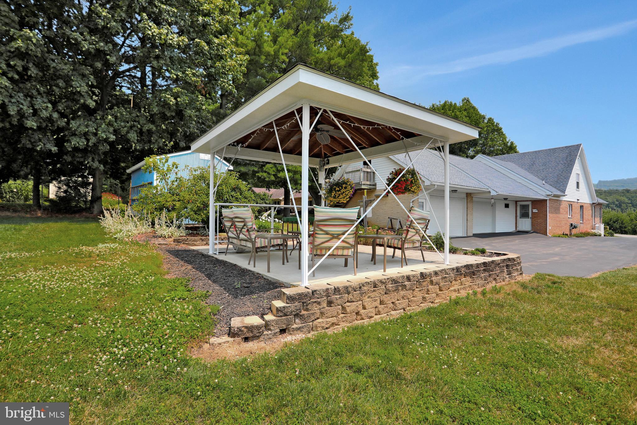 12816 Bikle Road Smithsburg, MD 21783 - Photo 8 of 78 Gallery Image 8