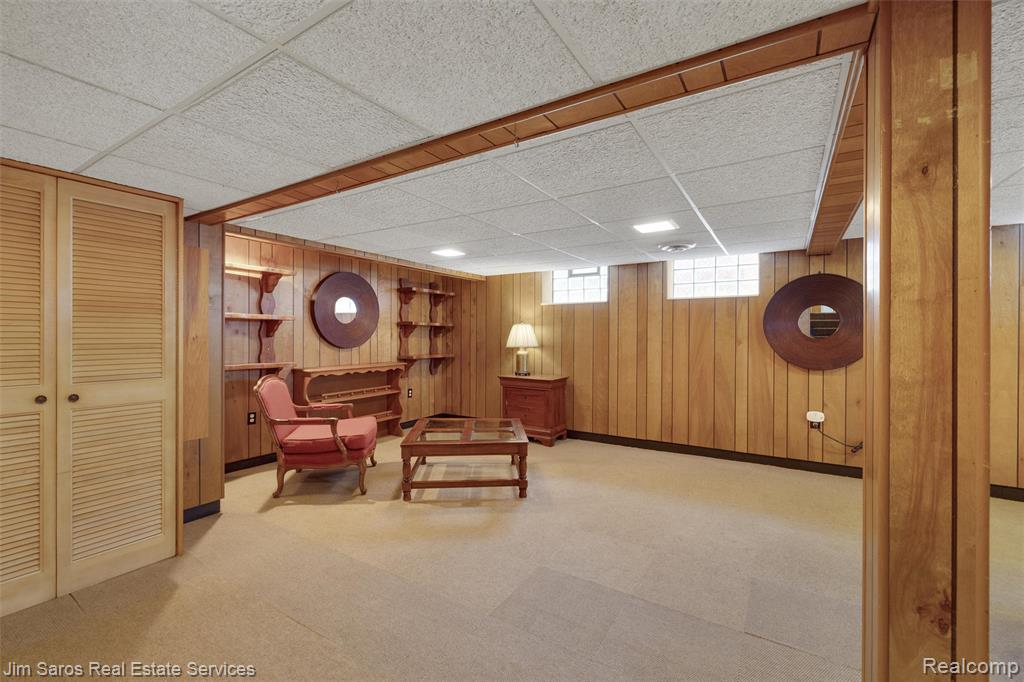 1003 Fisher Road Grosse Pointe, MI 48230 - Photo 19 of 24