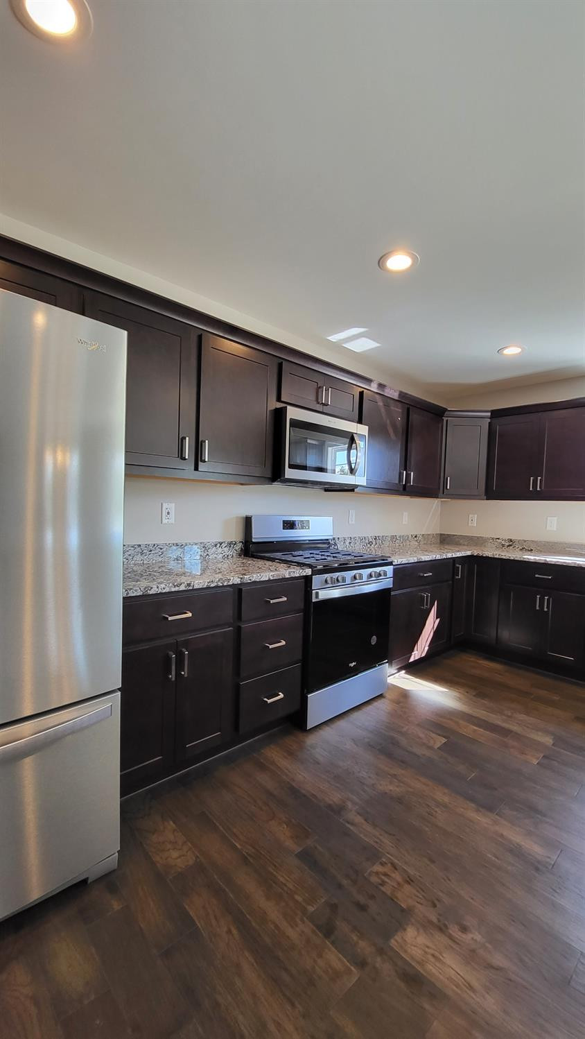 18415 Alexander Avenue Lowell, IN 46356 - Photo 7 of 22 844x1498