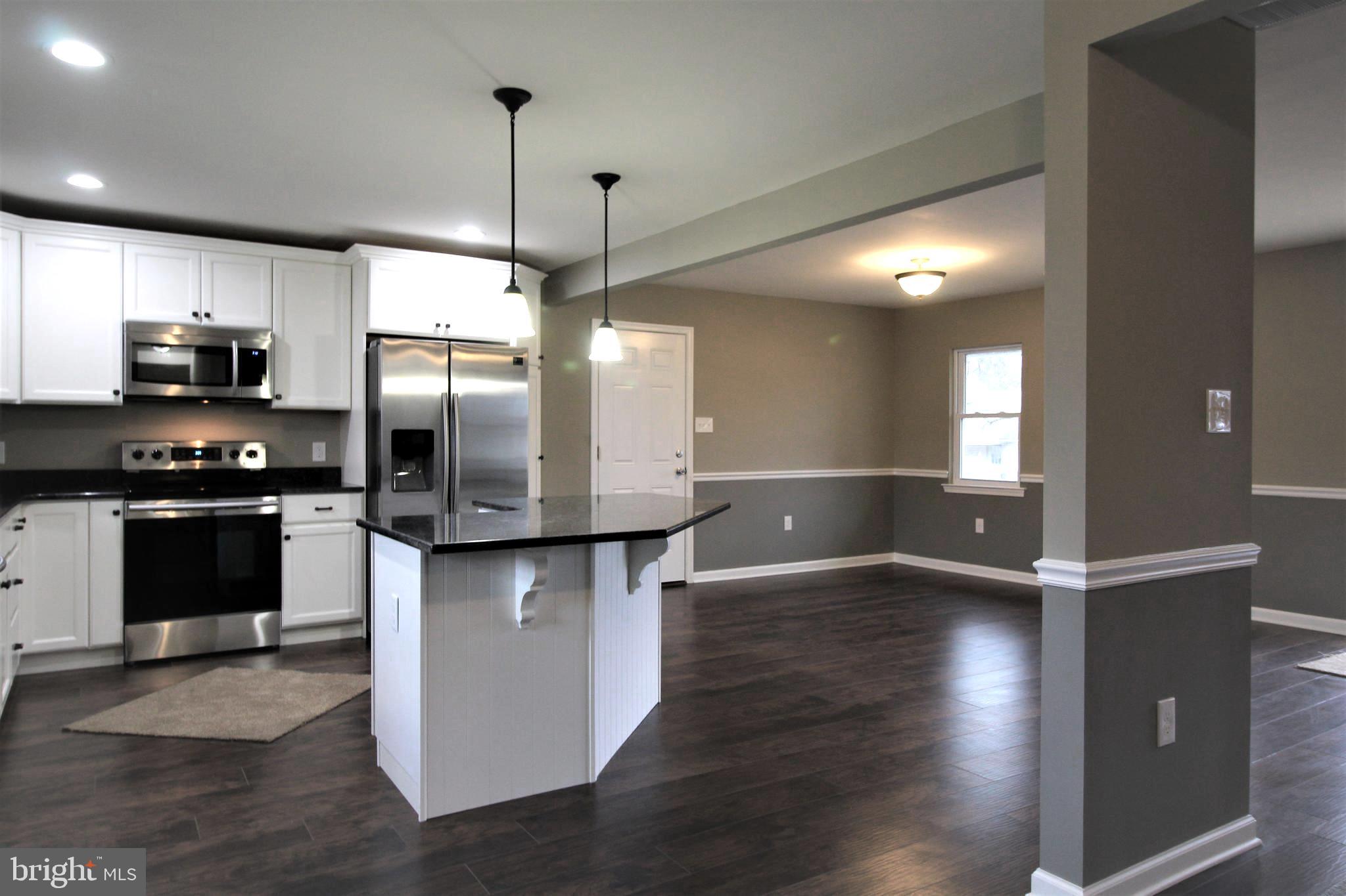 34 Sycamore Road Levittown, PA 19056 - Photo 11 of 31 Gallery Image 11