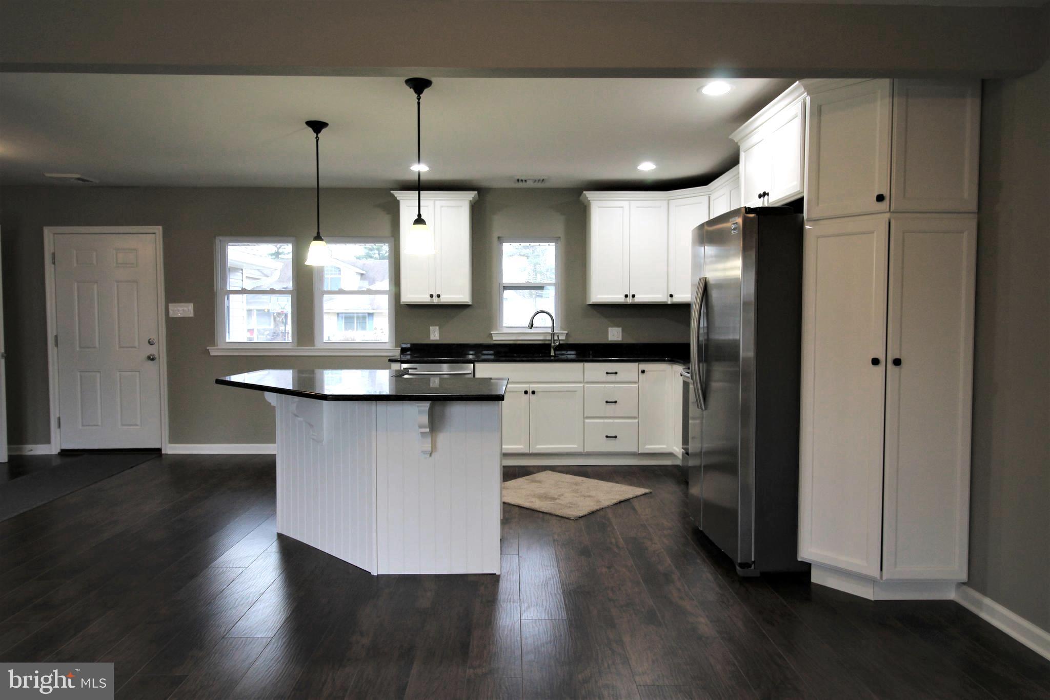 34 Sycamore Road Levittown, PA 19056 - Photo 12 of 31 Gallery Image 12