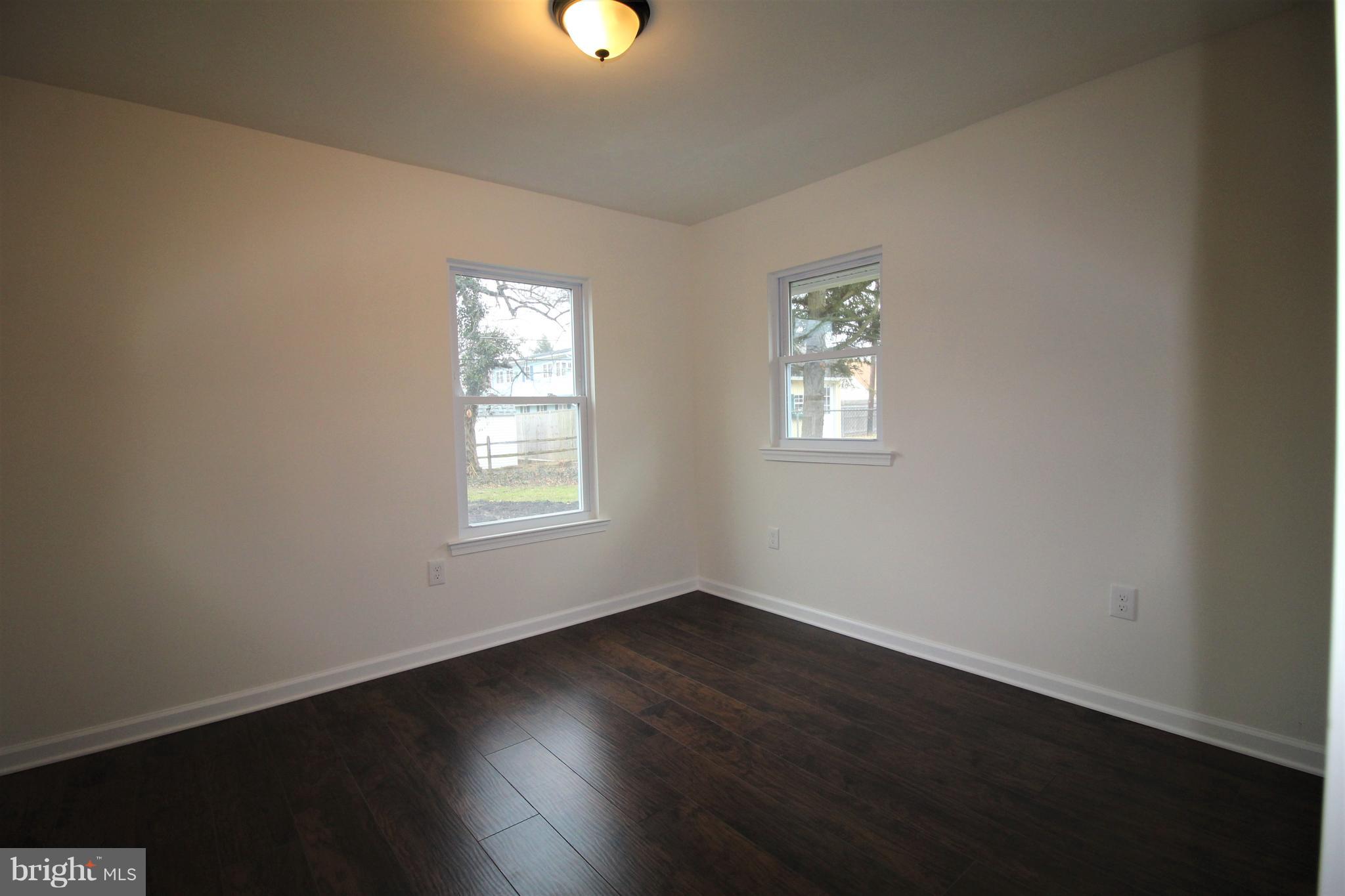 34 Sycamore Road Levittown, PA 19056 - Photo 20 of 31 Gallery Image 20
