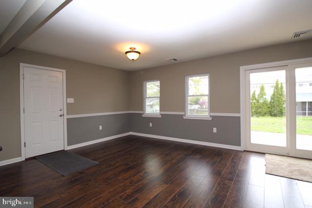 34 Sycamore Road Levittown, PA 19056 - Photo 27 of 31 Gallery Image 27