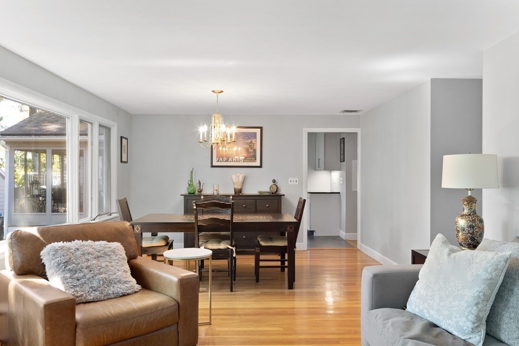 18 Greensboro Road Dedham, MA 02026 - Photo 12 of 36