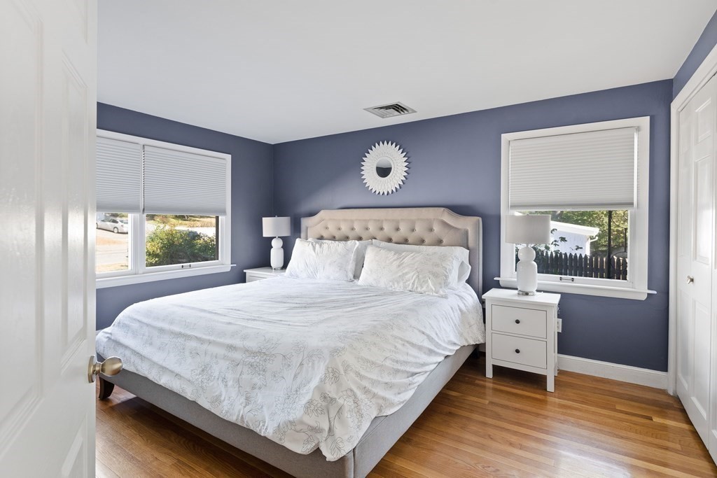 18 Greensboro Road Dedham, MA 02026 - Photo 17 of 36