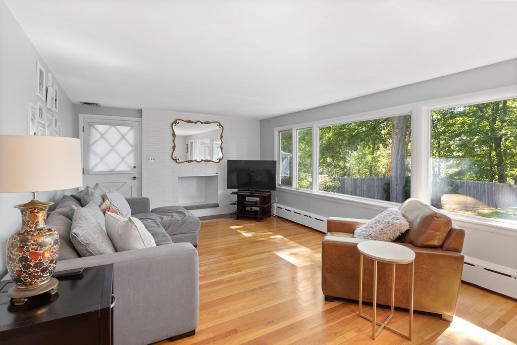 18 Greensboro Road Dedham, MA 02026 - Photo 9 of 36