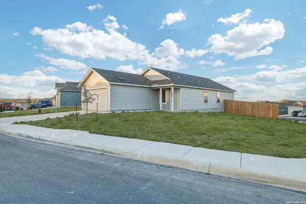 $1,475 | 580 Kathleen Pike, San Antonio, TX 78253