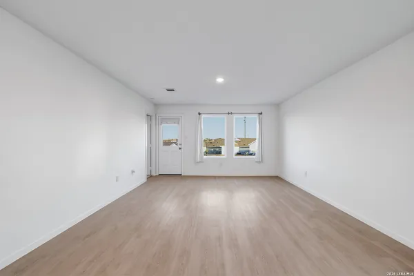 $1,475 | 580 Kathleen Pike, San Antonio, TX 78253