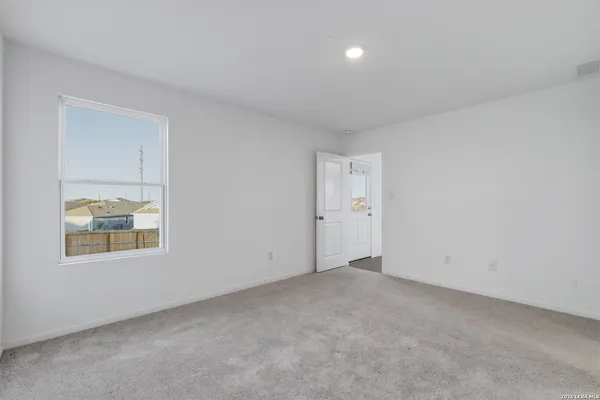 $1,475 | 580 Kathleen Pike, San Antonio, TX 78253