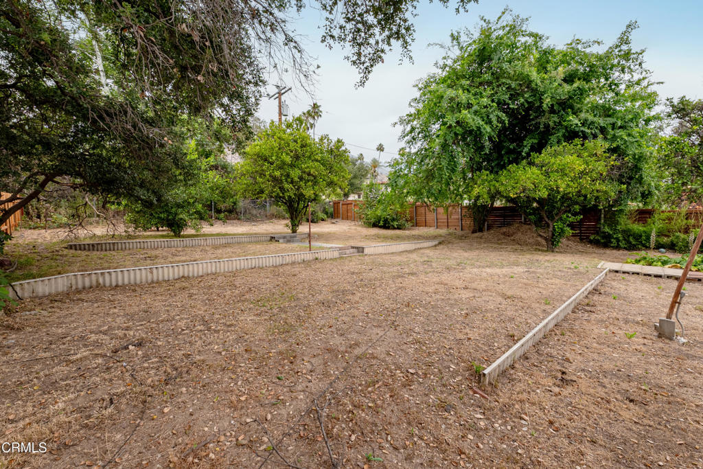 1685 Braeburn Road Altadena, CA 91001 - Photo 15 of 25 1685 Braeburn Rd