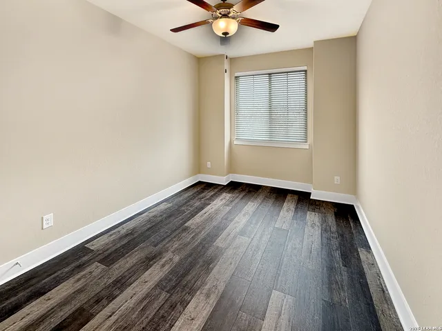 $295,000 | 712 Gristmill Drive, Unit 18B, New Braunfels, TX 78130