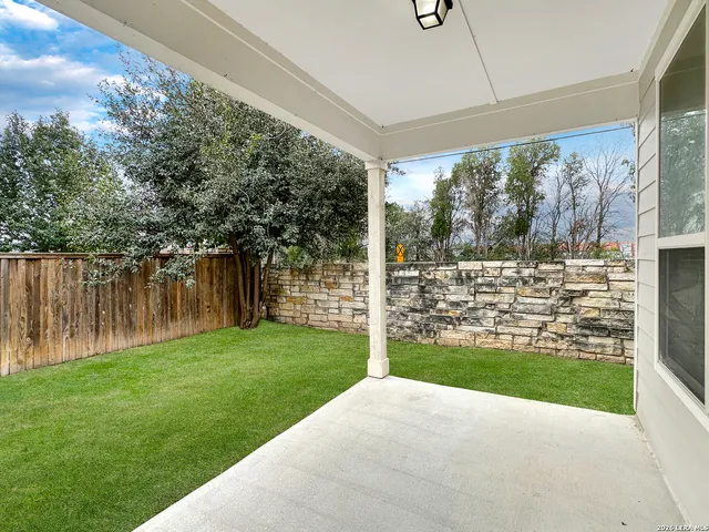 $295,000 | 712 Gristmill Drive, Unit 18B, New Braunfels, TX 78130