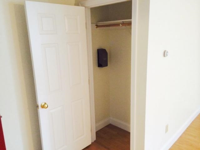 4 Martin Street, Unit 14 Derry, NH 03038 - Photo 22 of 31