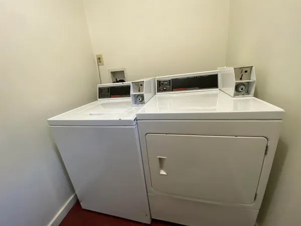 $1,673 | 4 Martin Street, Unit 14, Derry, NH 03038
