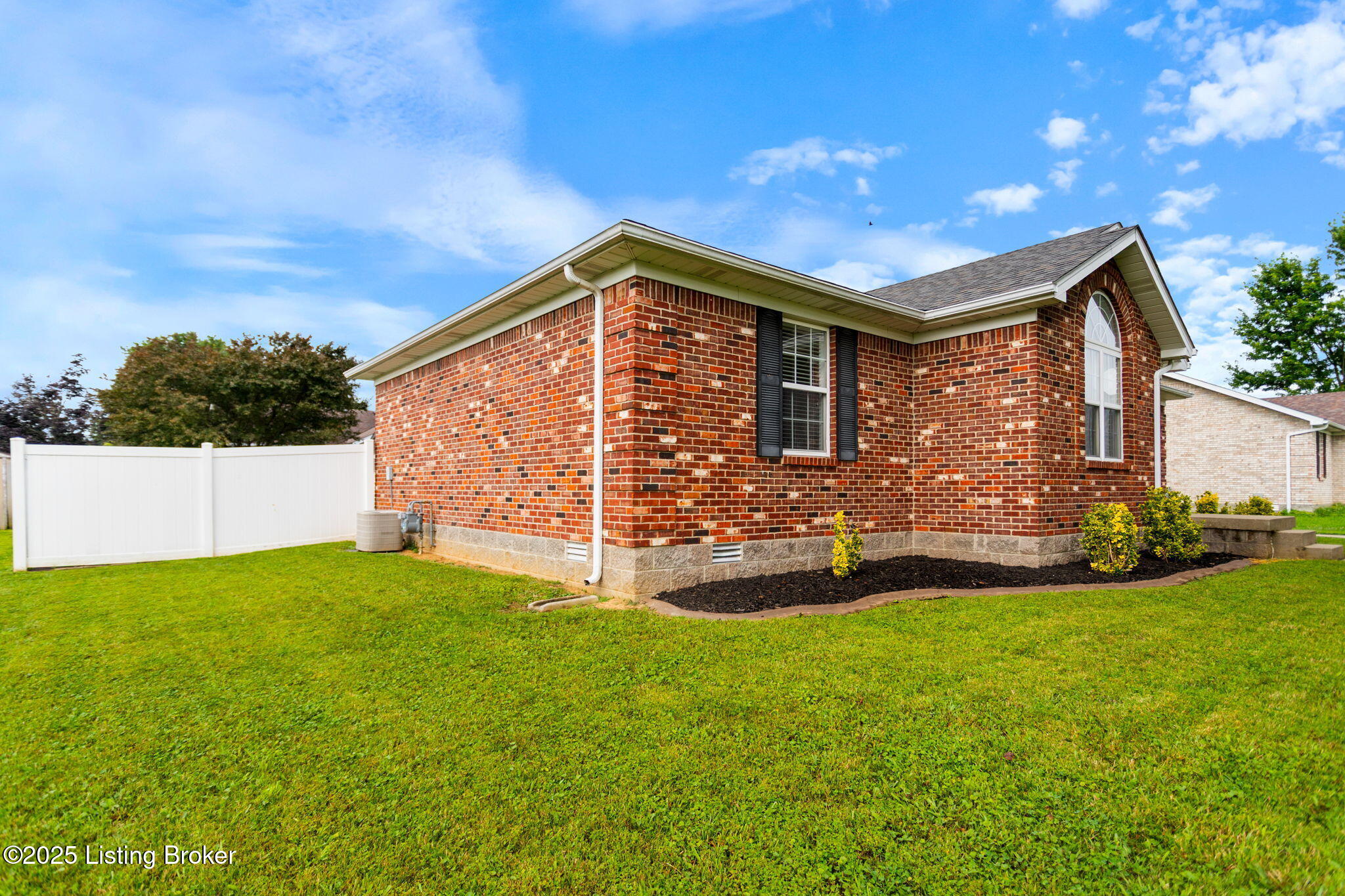 405 Forest Ridge Drive Mount Washington, KY 40047 - Photo 42 of 42 405 Forest Ridge Dr-4