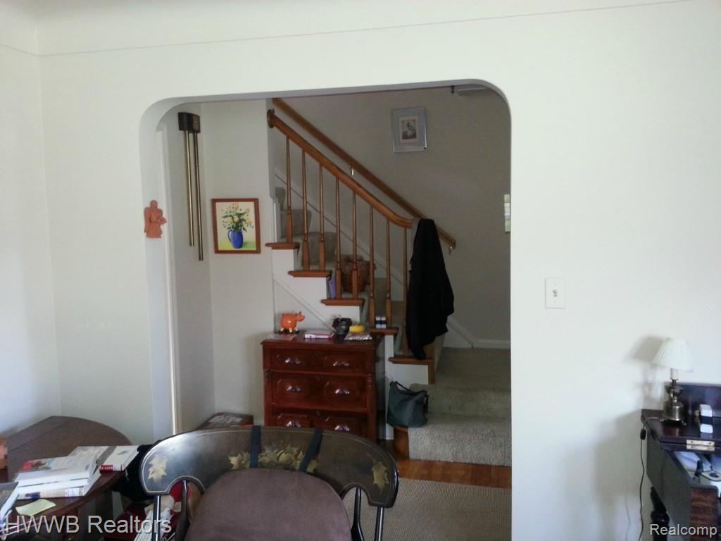 1150 Yorkshire Road Birmingham, MI 48009 - Photo 10 of 18 6.jpg