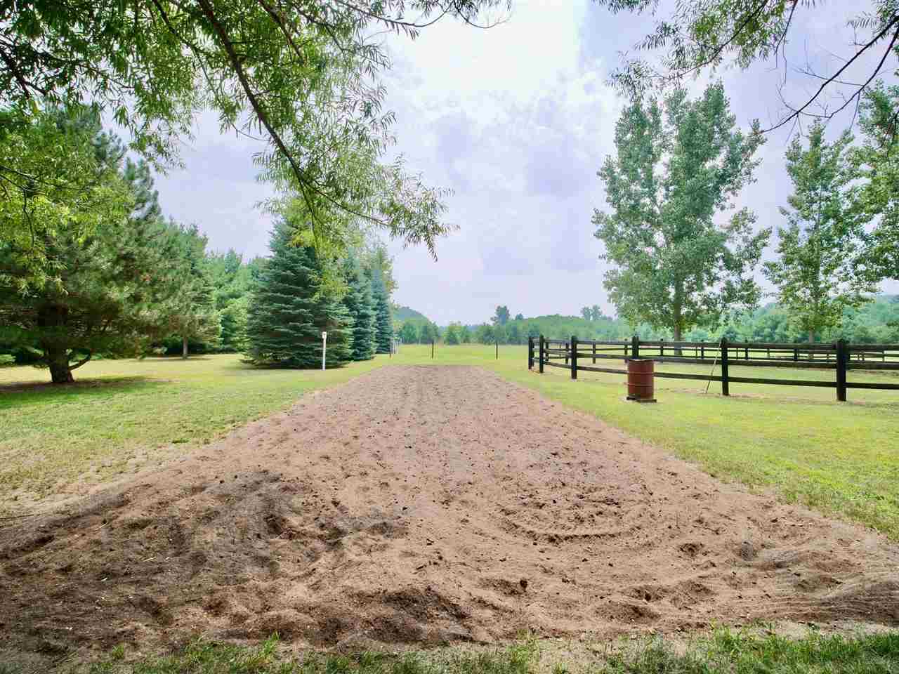 4855 Norton Road Grawn, MI 49637 - Photo 28 of 35 1891407-27.JPG