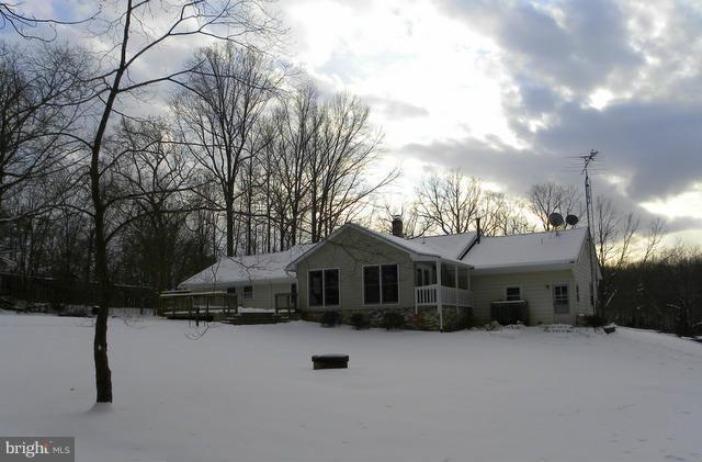 1626 Poplar Road Stafford, VA 22556 - Photo 24 of 29 Large Circular Driveway/Rear