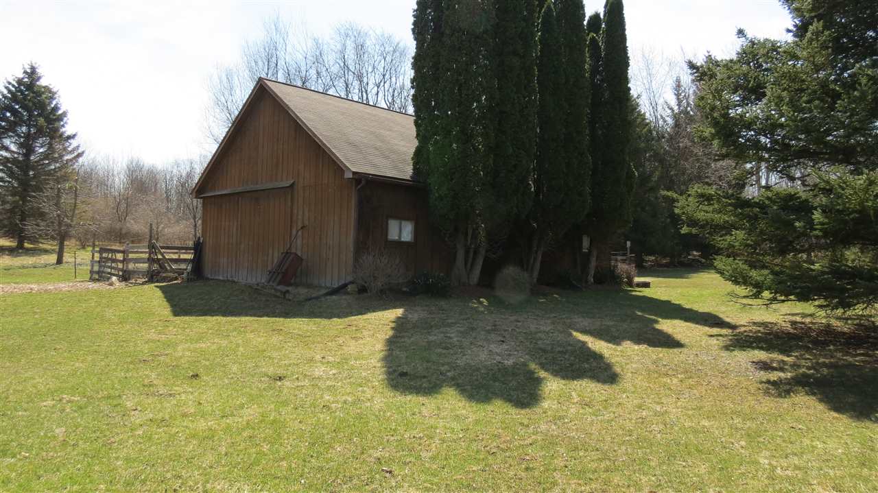 6515 Hough Road Almont, MI 48003 - Photo 39 of 47 Pole Barn