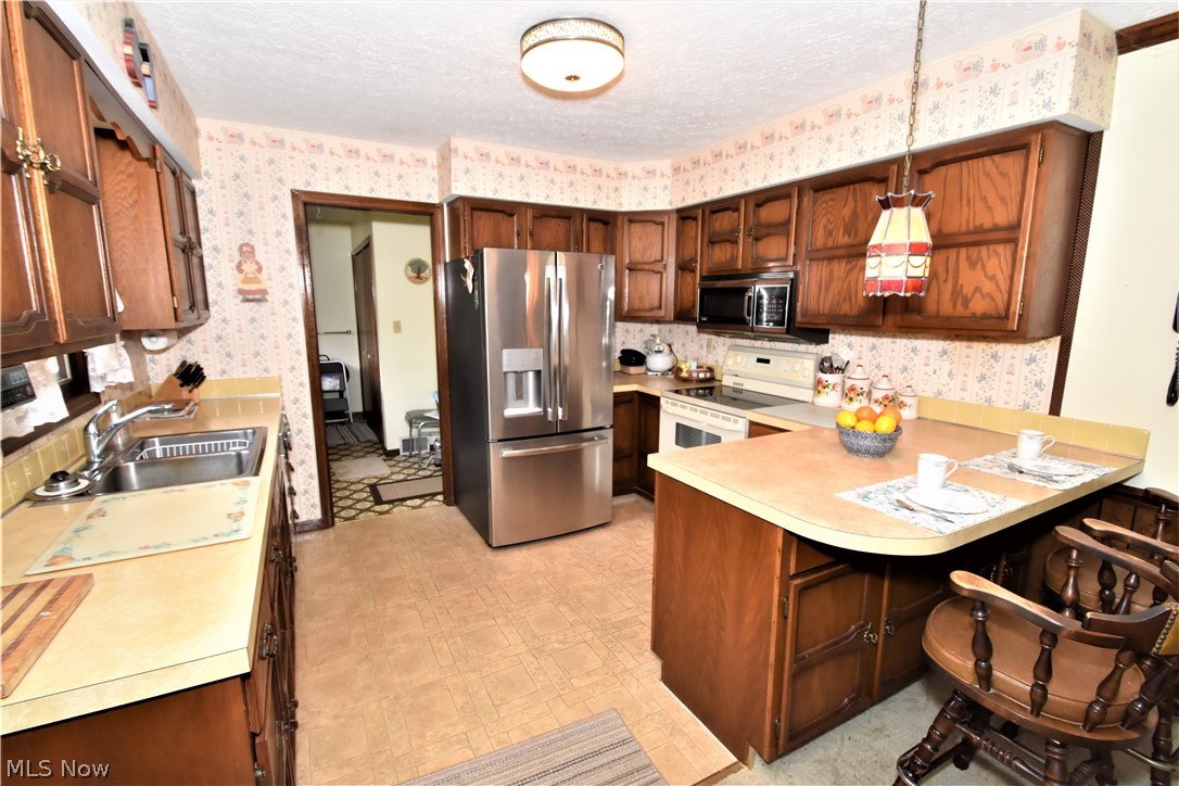 1725 Toepfer Road Akron, OH 44312 - Photo 9 of 31