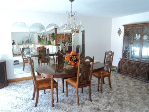 23 Racicot Avenue Webster, MA 01570 - Photo 3 of 10 Gallery Image 3