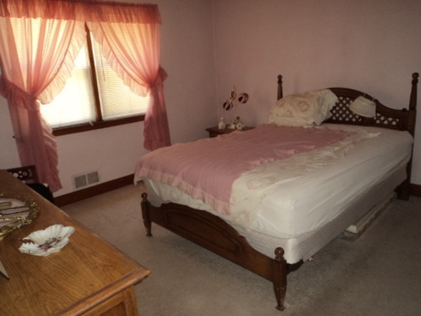 23 Racicot Avenue Webster, MA 01570 - Photo 8 of 10 Gallery Image 8