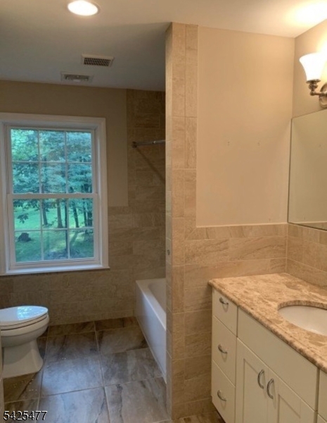 195 Valley Road Wayne, NJ 07470 - Photo 11 of 24