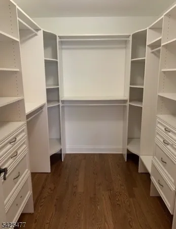 $5,000 | 195 Valley Road, Wayne, NJ 07470