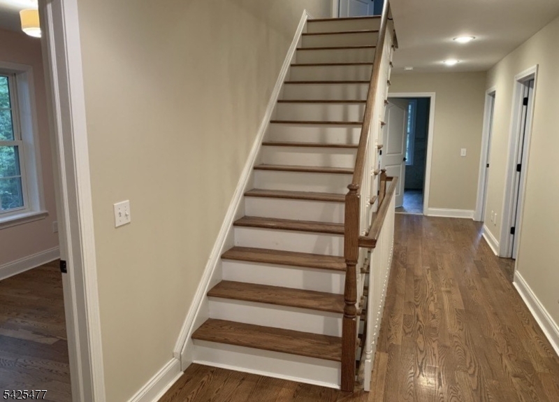 195 Valley Road Wayne, NJ 07470 - Photo 18 of 24