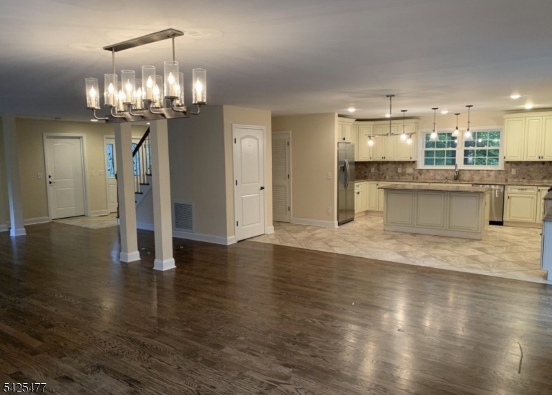 195 Valley Road Wayne, NJ 07470 - Photo 5 of 24