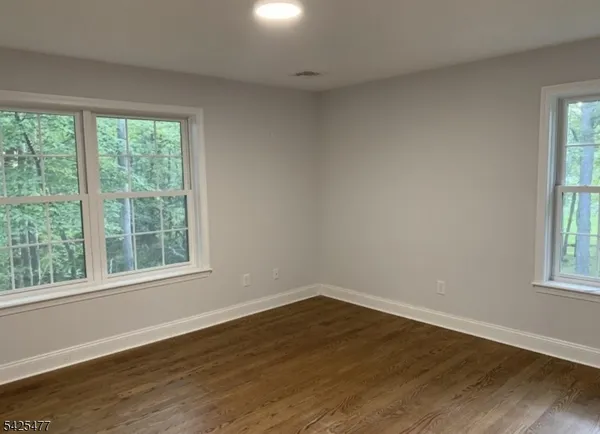 $5,000 | 195 Valley Road, Wayne, NJ 07470