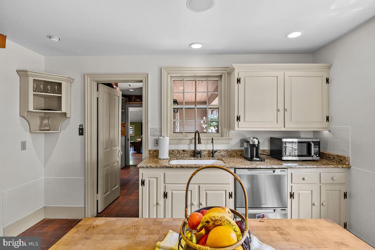1621 Limekiln Road Oley, PA 19547 - Photo 48 of 75 Kitchen